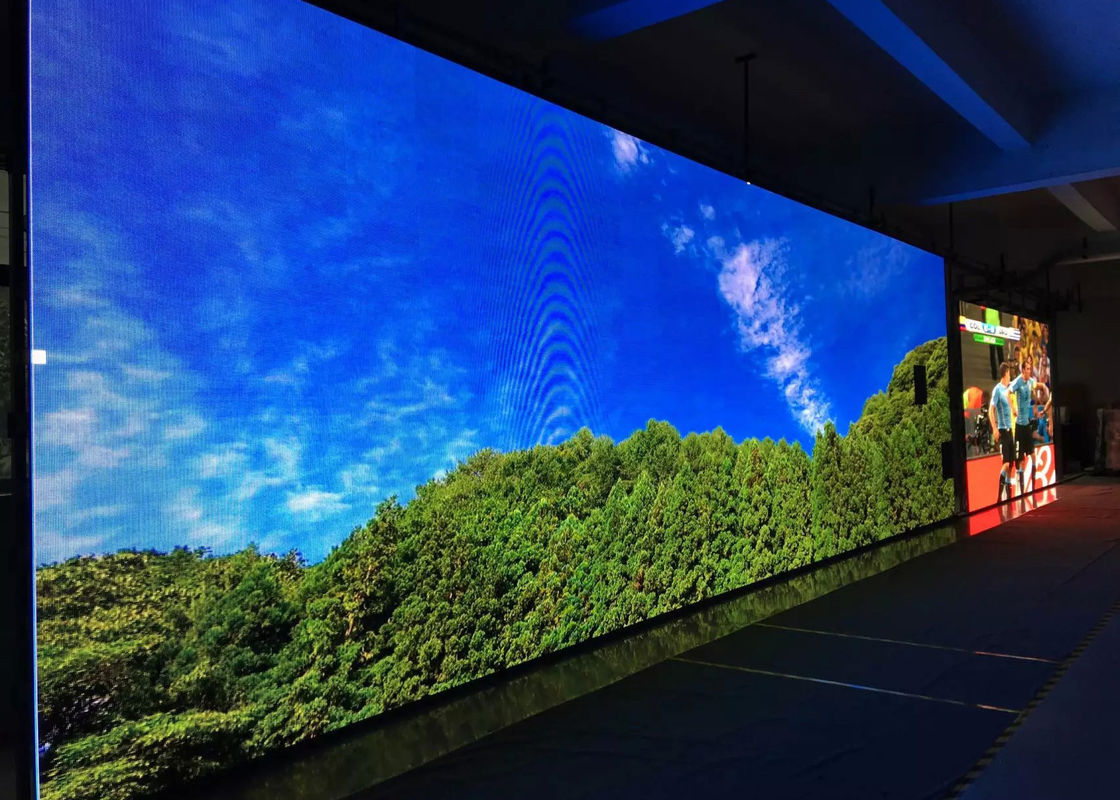 चीन पी 6 पूर्ण रंग एलईडी प्रदर्शन सीमलेस सिलाई आंतरिक इनडोर डिस्प्ले / संग्रहालय डिस्प्ले फैक्टरी